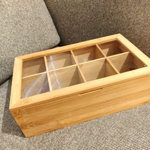 Bamboo tea box